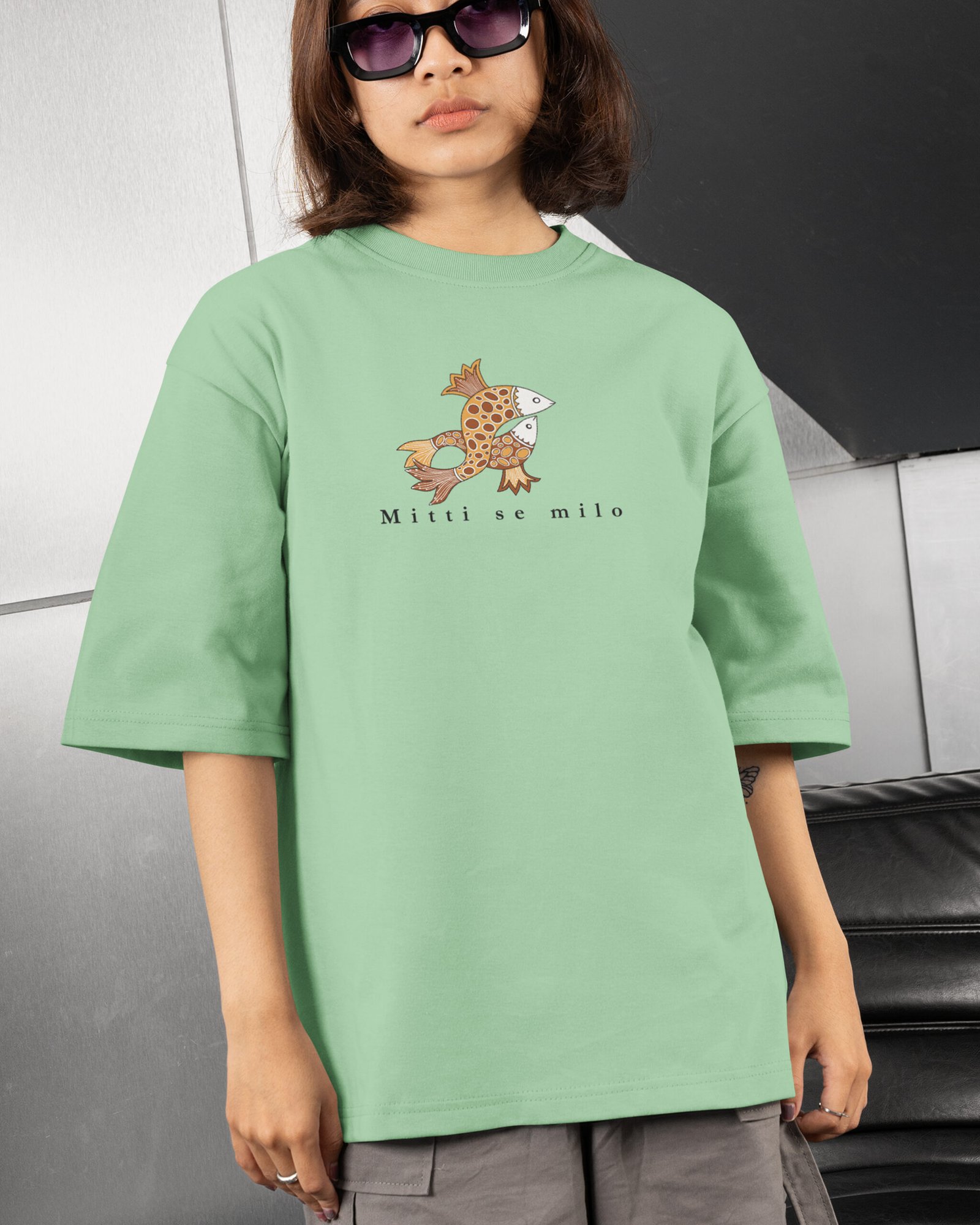WOMAN (3) MIIN - Image 1